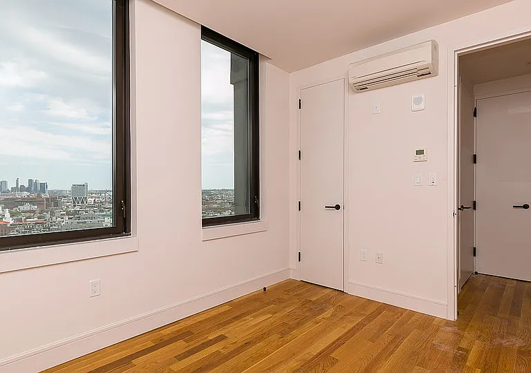 321 Wythe Ave #1704 — Photo 8