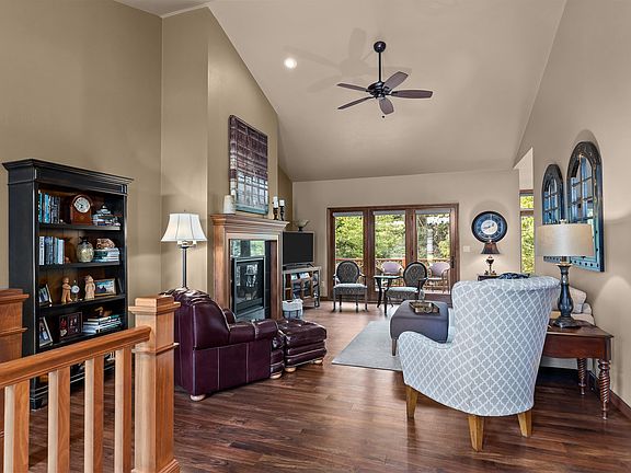 3rd image of 1739 Remington Ridge Way