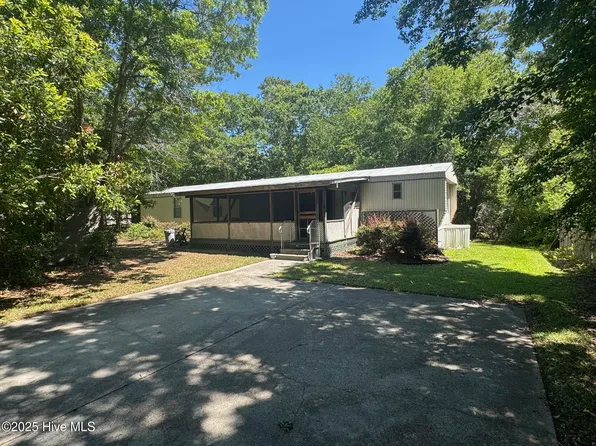 193 Red Barn Road, Newport, NC 28570