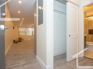 205-1028 Commonwealth Ave #205, Chestnut Hill, MA 02467