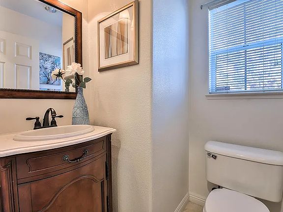 4th image of 3271 Shiraz Pl
