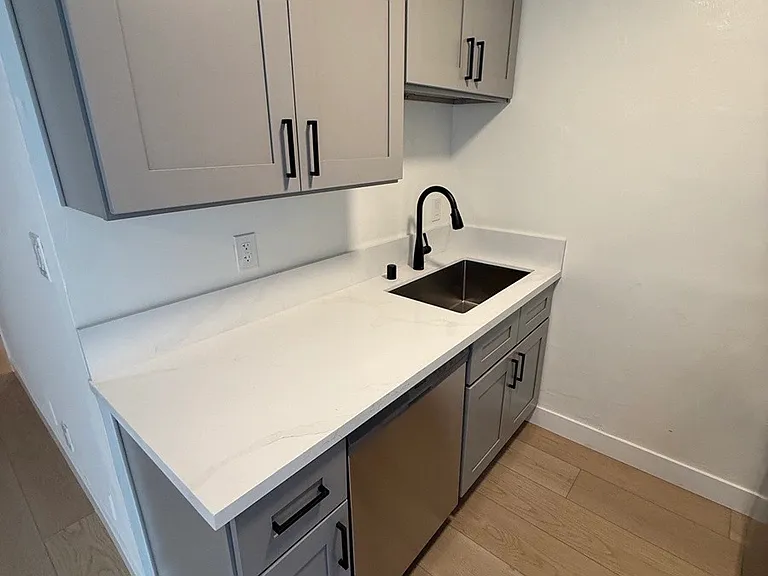 10760 Rose Ave. — Photo 7