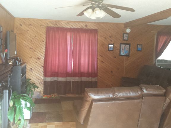 living area with open floor plan