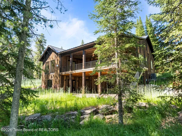 5727 Forest Ridge Rd, Victor, ID 83455