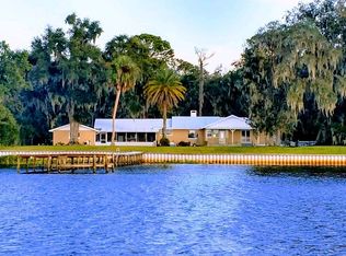 107 Riverside Blvd E, East Palatka, FL 32131