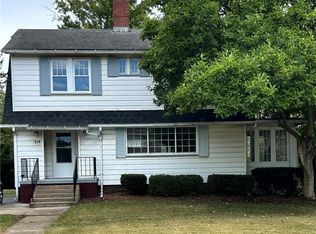 517 Oak Knoll Ave SE, Warren, OH
