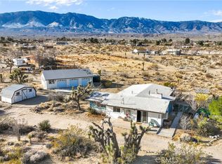 9482 Palomar Trl, Lucerne Valley, CA 92356