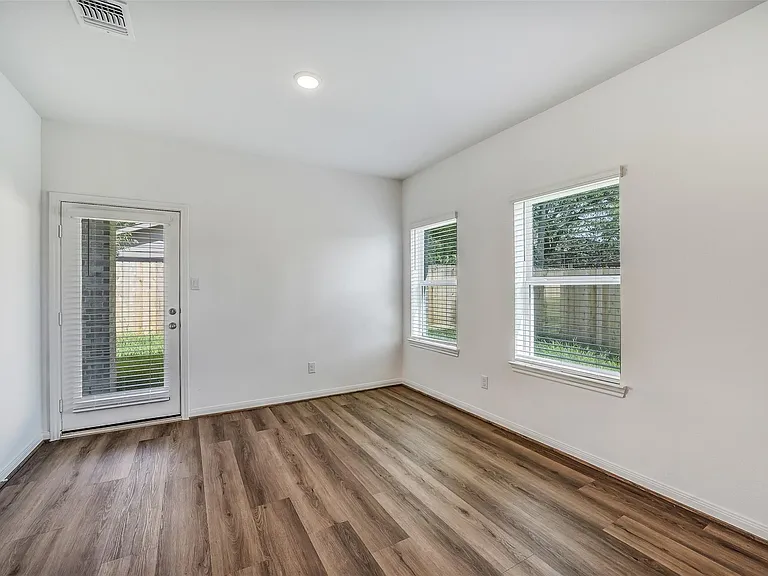 11943 Pondwood Dr — Photo 11