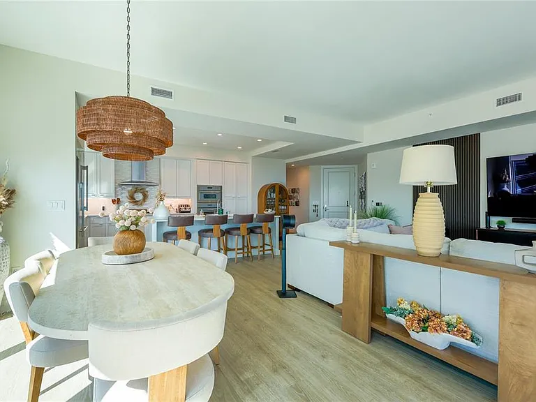 2910 W Barcelona St #604 — Photo 18