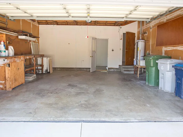 2 Car Garage