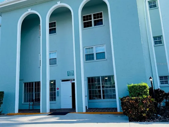 1706 Belleair Forest Dr APT 104, Belleair, FL 33756