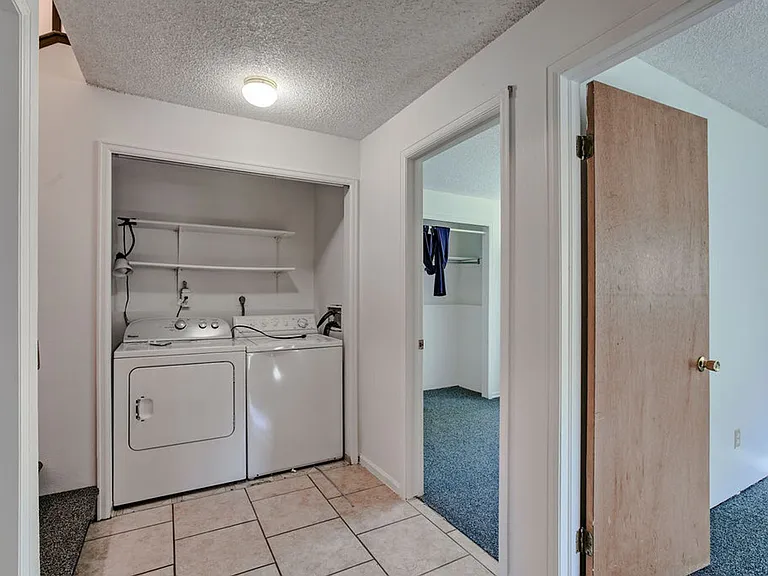 1909 McAllister Ct — Photo 15