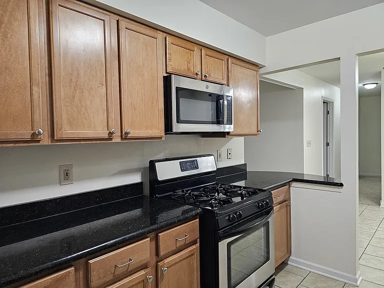 833 Village Quarter Rd #G-5 — Photo 3