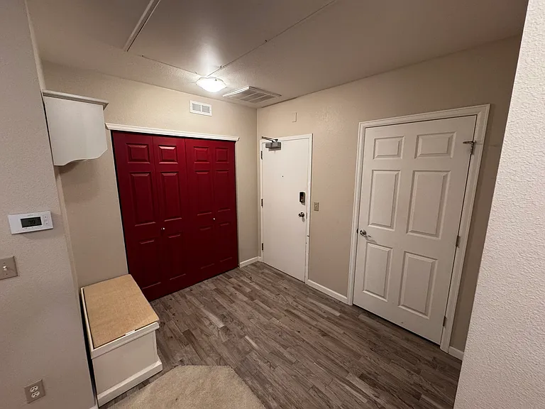 Entry/Laundry Door/Entry Closet
