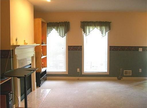 4th image of 3398 Endsleigh Ln