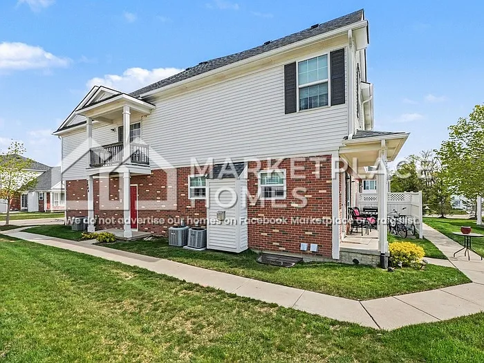 2804 Riversedge Dr — Photo 4