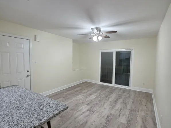 4780 Pontchartrain Dr, Slidell, LA