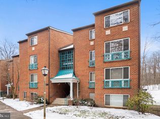 11843 Shire Ct APT 2C, Reston, VA 20191