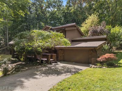 5075 Canyon Oaks Dr, Brighton, MI, 48114