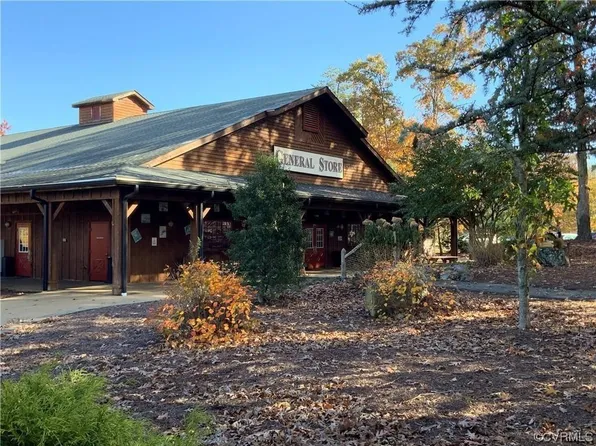 93 Shenandoah Crossing Dr, Gordonsville, VA 22942