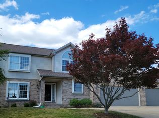 2512 Kara Xing, Bloomington, IL 61704