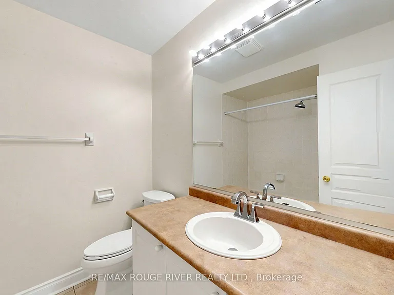 66 Telegraph Dr — Photo 31