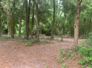 20 Southwest St, Bell, FL 32619