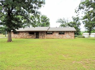 407 Ellis Loop, Pocola, OK 74902