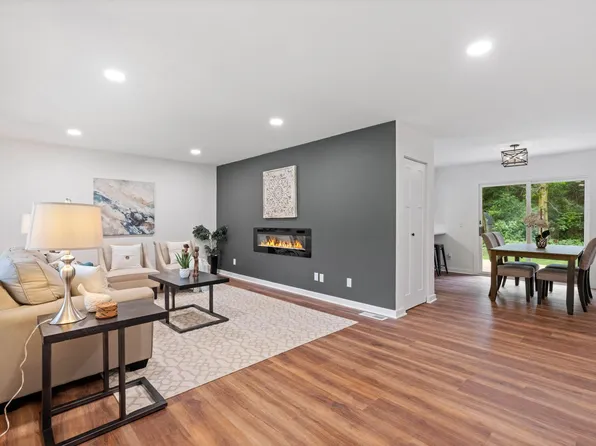 15136 Taylor St NE, Ham Lake, MN 55304