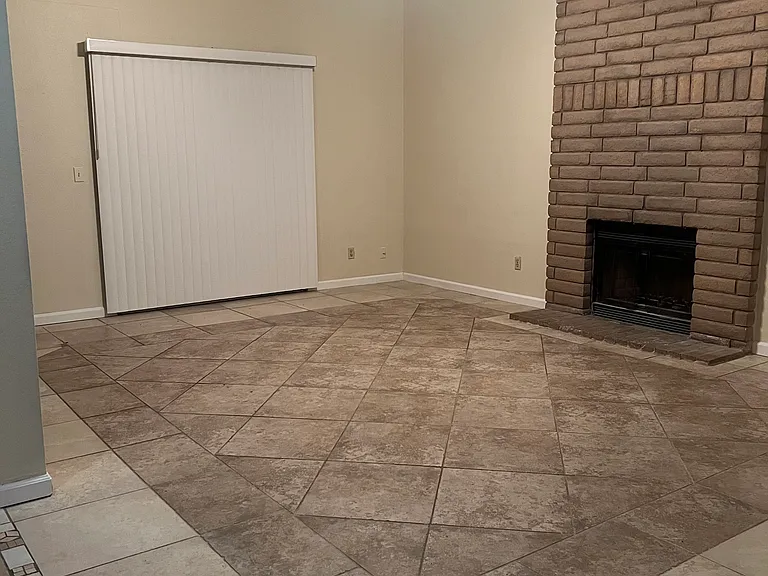 8149 Glen Alta Way — Photo 6