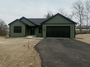 1230 Sage St, Lake Geneva, WI 53147