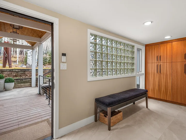 262 Eastwood Dr — Photo 32