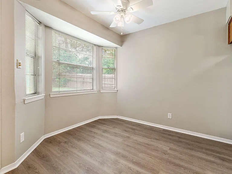 1210 Neal Pickett Dr — Photo 5