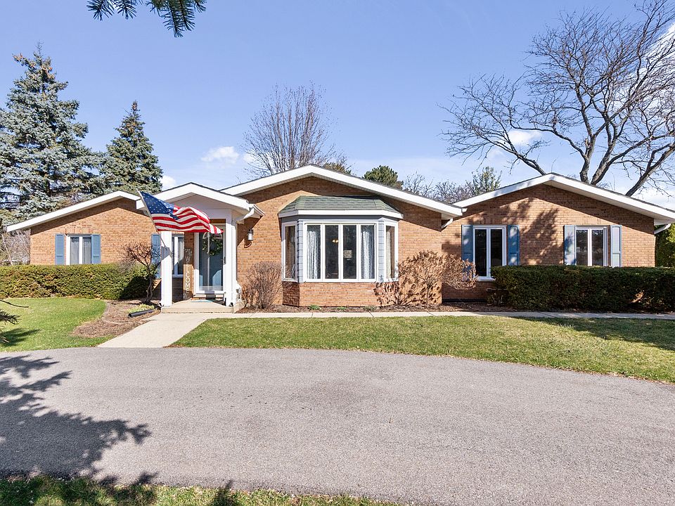 1st image of 36W674 Hickory Hollow Dr