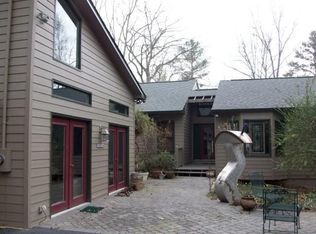 5424 N Cove Rd, Gainesville, GA 30504