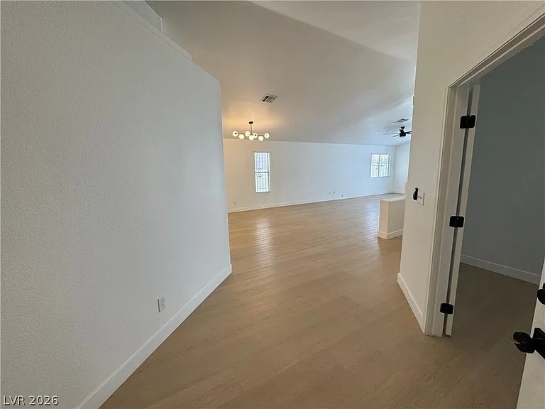 5534 Super Bowl Dr — Photo 5