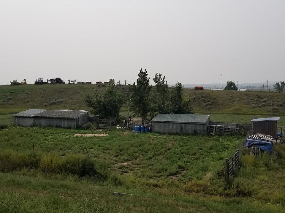 2nd image of 15 Barnwood Ln