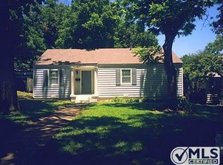2807 W 8th St, Dallas, TX 75211