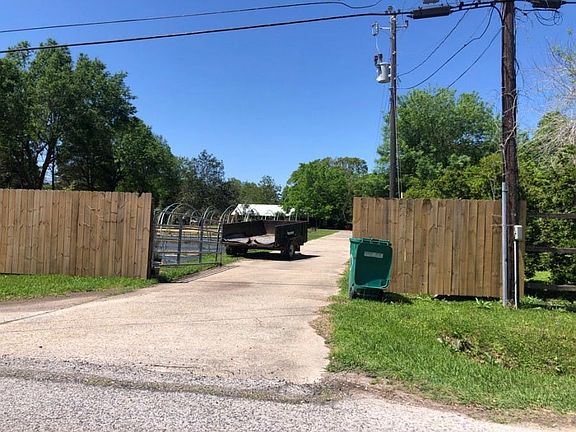 3rd image of 313 Hardware Rd