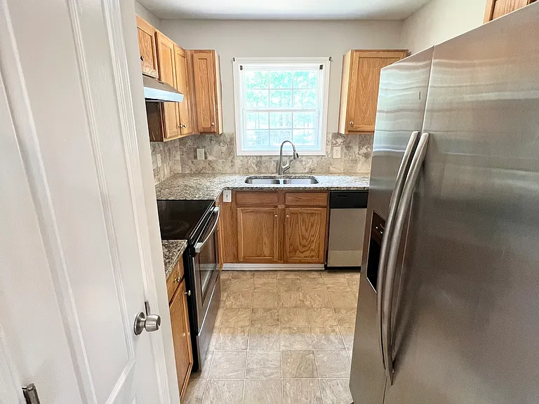 309 Christian Ln — Photo 6