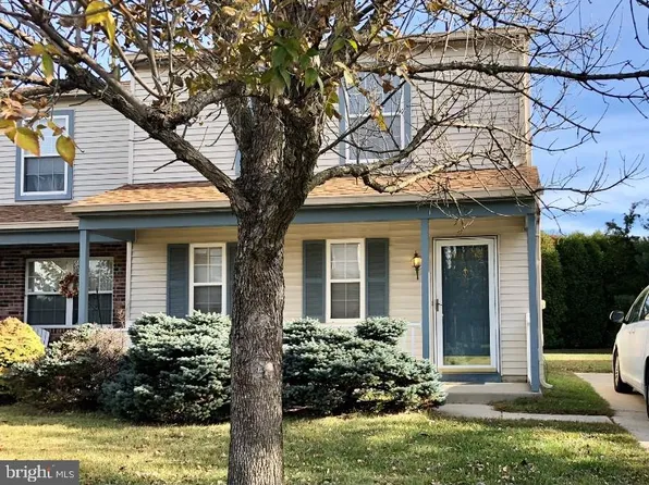 126 Fellowship Ln, Mullica Hill, NJ 08062