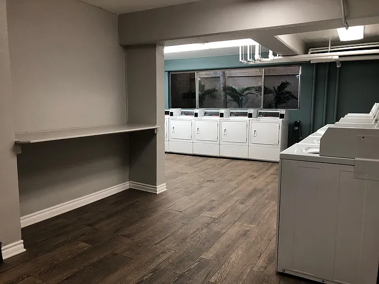 Stonewood Village Apartments — Photo 18