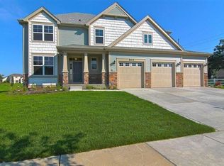 10015 Clark Place, Crown Pont, IN 46307