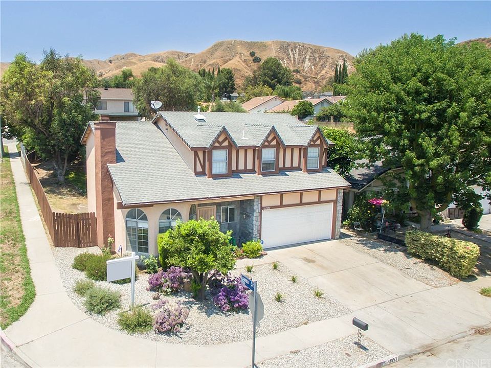 1st image of 11353 Glamis St