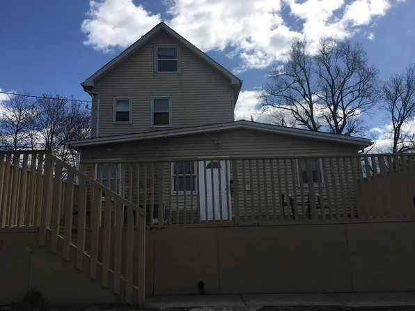 289 Home St Floor 2, Teaneck, NJ 07666
