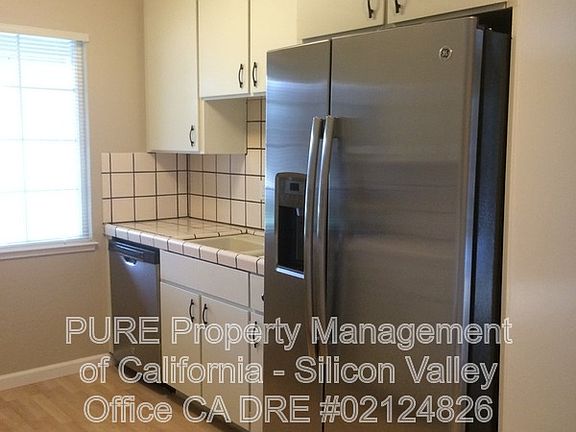 3rd image of 219 Arroyo Grande Way