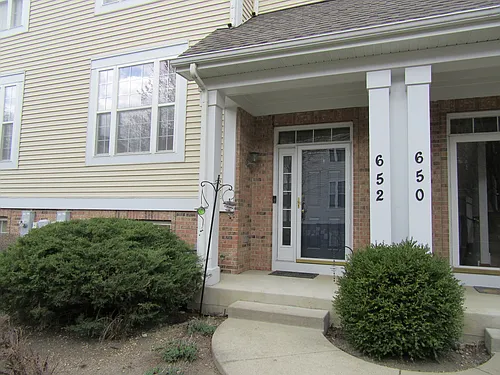 652 N Hidden Prairie Ct Photo 1