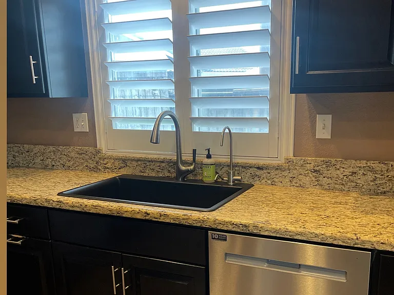8681 N Ivory Ct — Photo 3