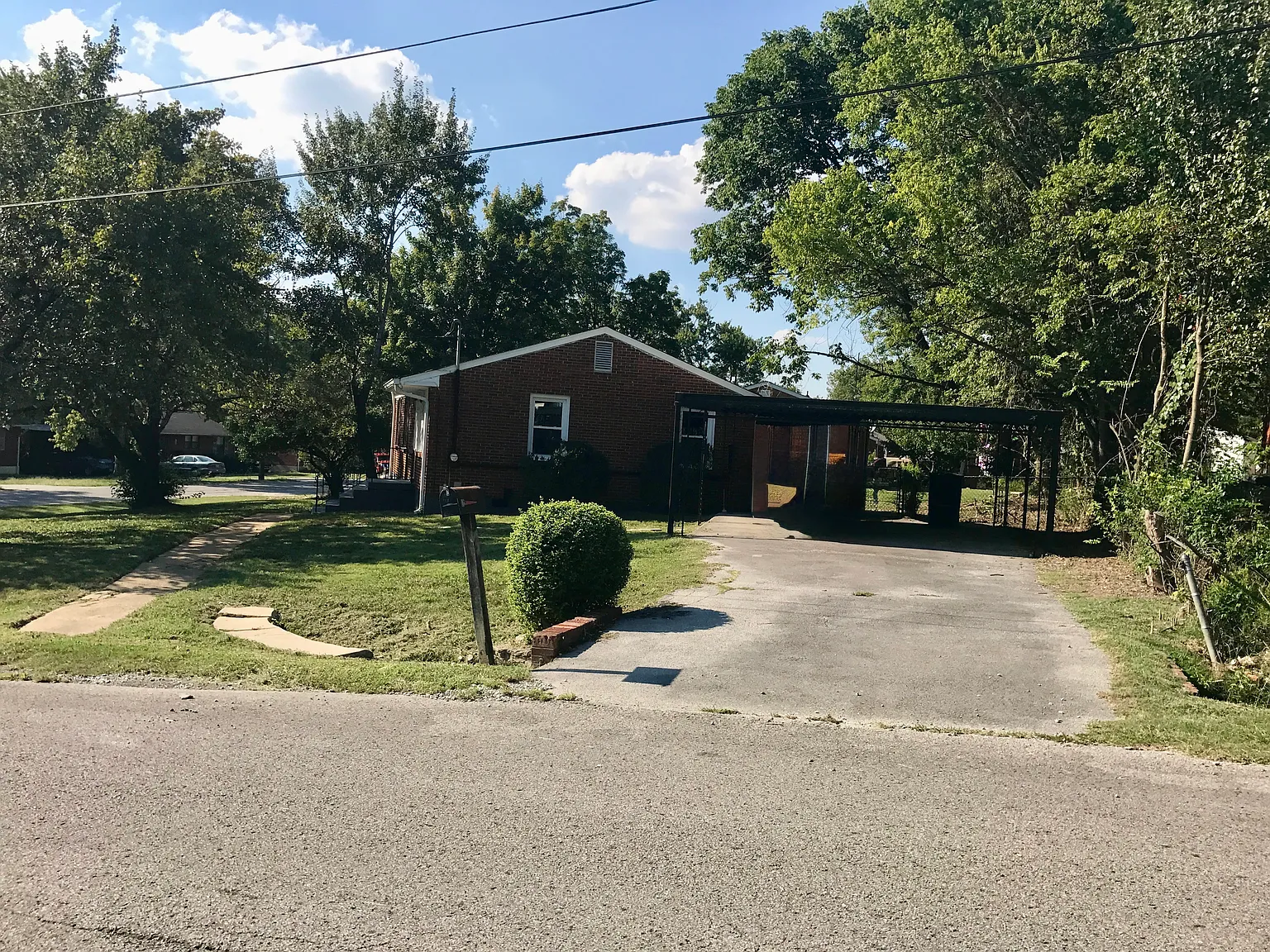 708 Elissa Drive — Photo 2