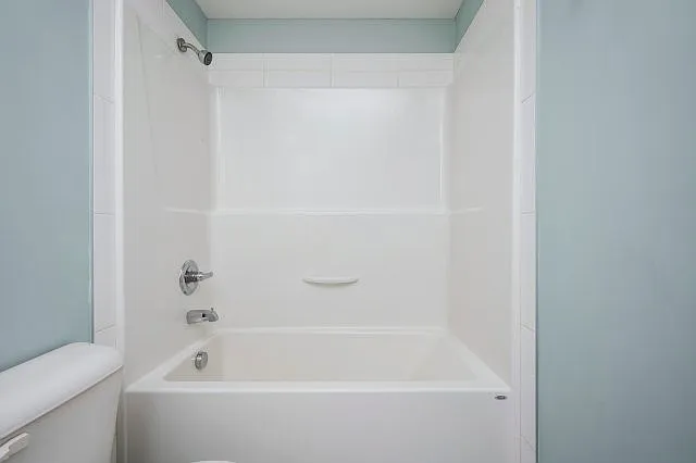 10 E Mahogany Mews SE #203 — Photo 6